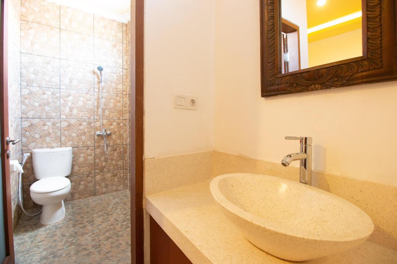 Oyo 401 The Frog Homestay Sanur Bagian luar foto
